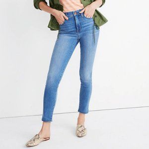 Madewell Petite Roadtripper Crop Jeans